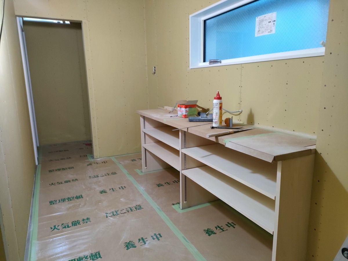 新モデルハウス造作工事中!
