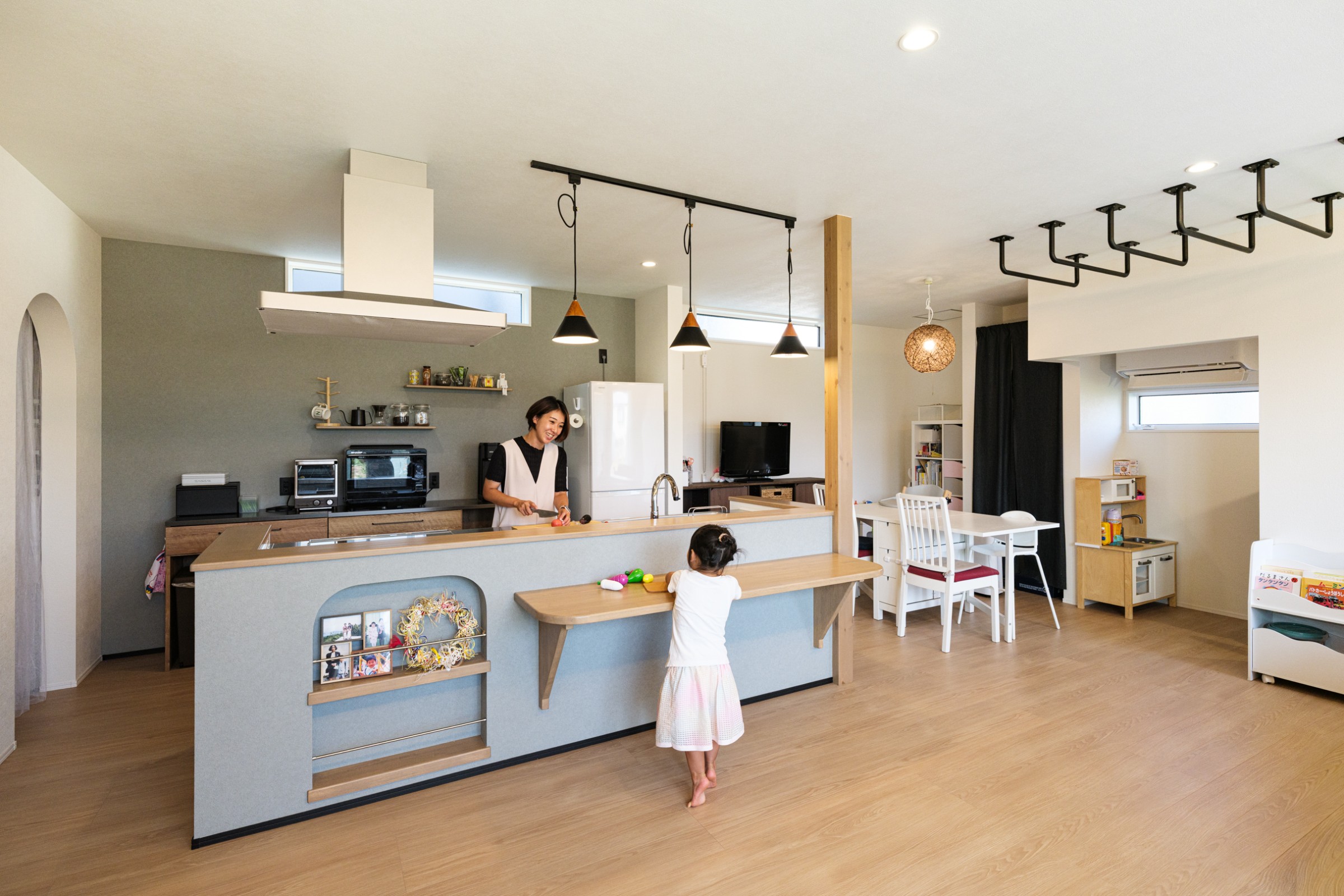 奥様こだわりの北欧風カフェスタイルキッチン