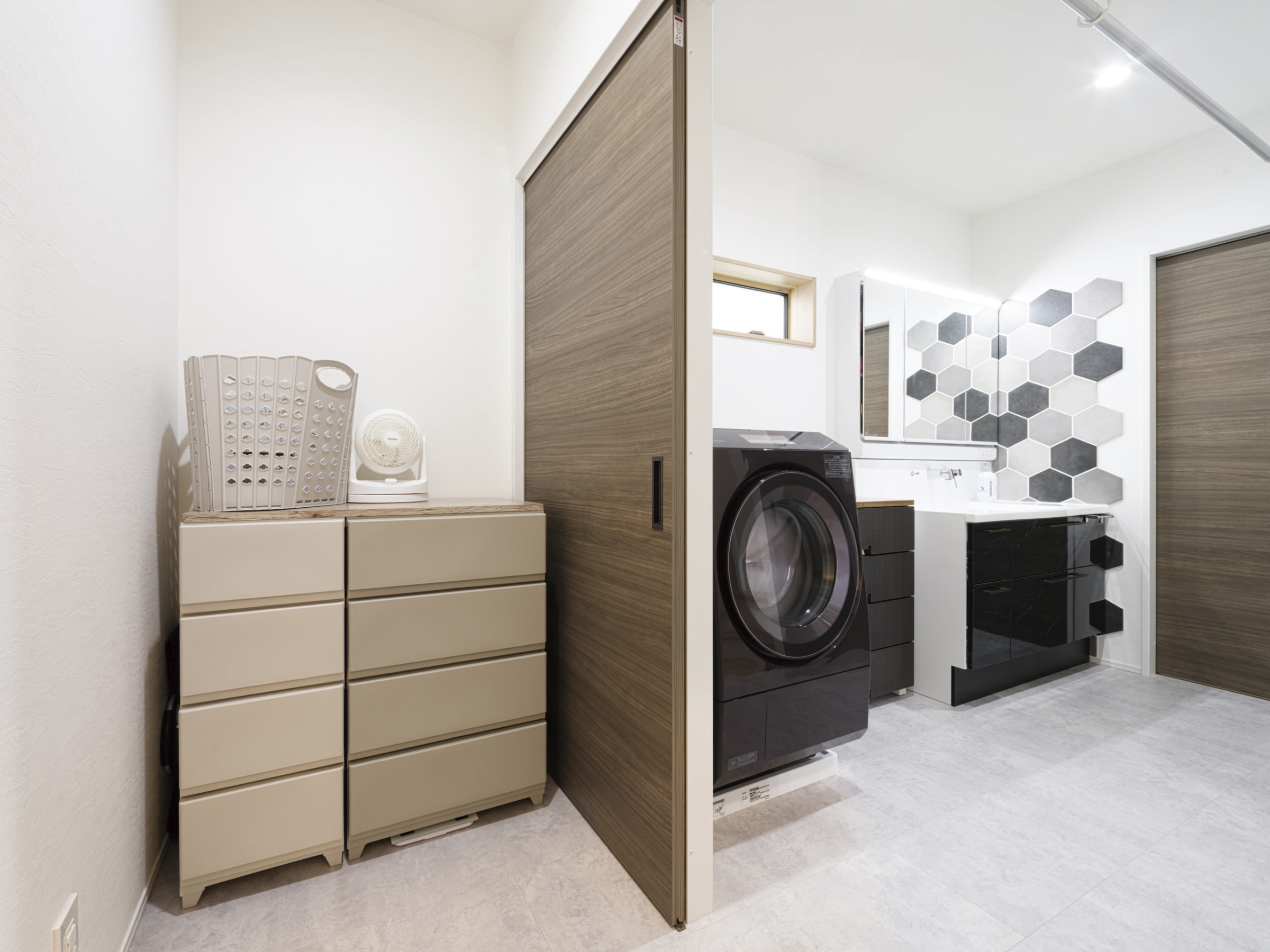 共働き世帯を支える、洗面室