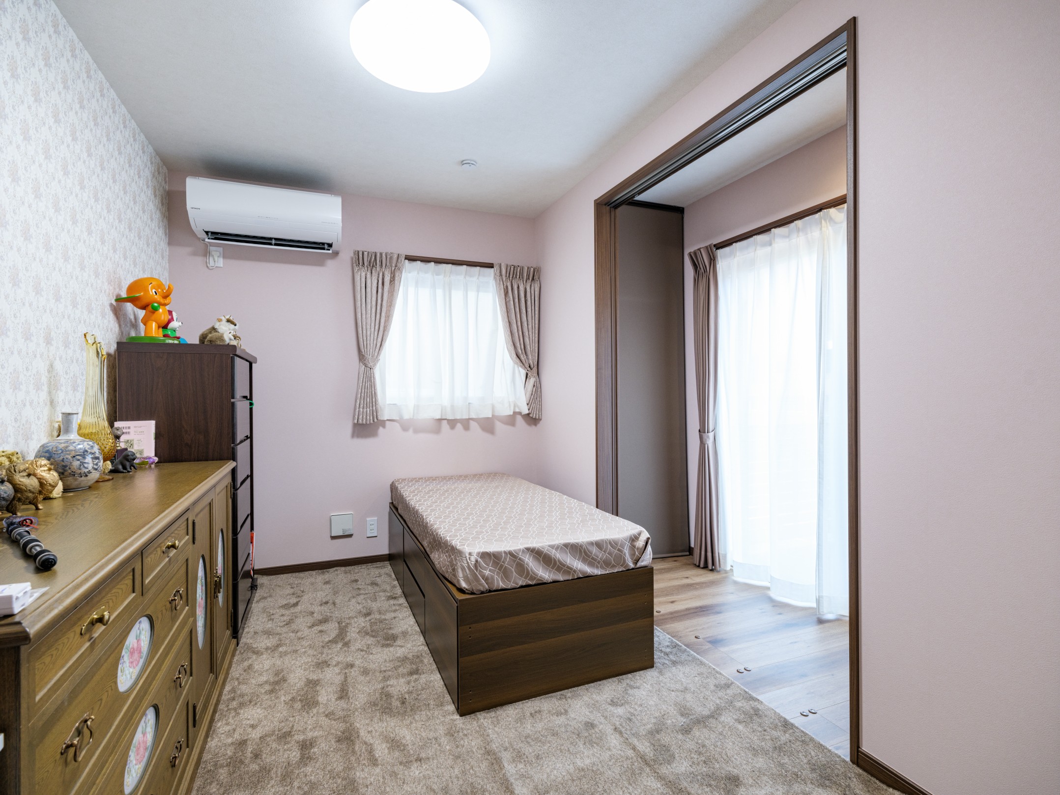 二世帯が各々くつろげる、お母様のプライベート空間