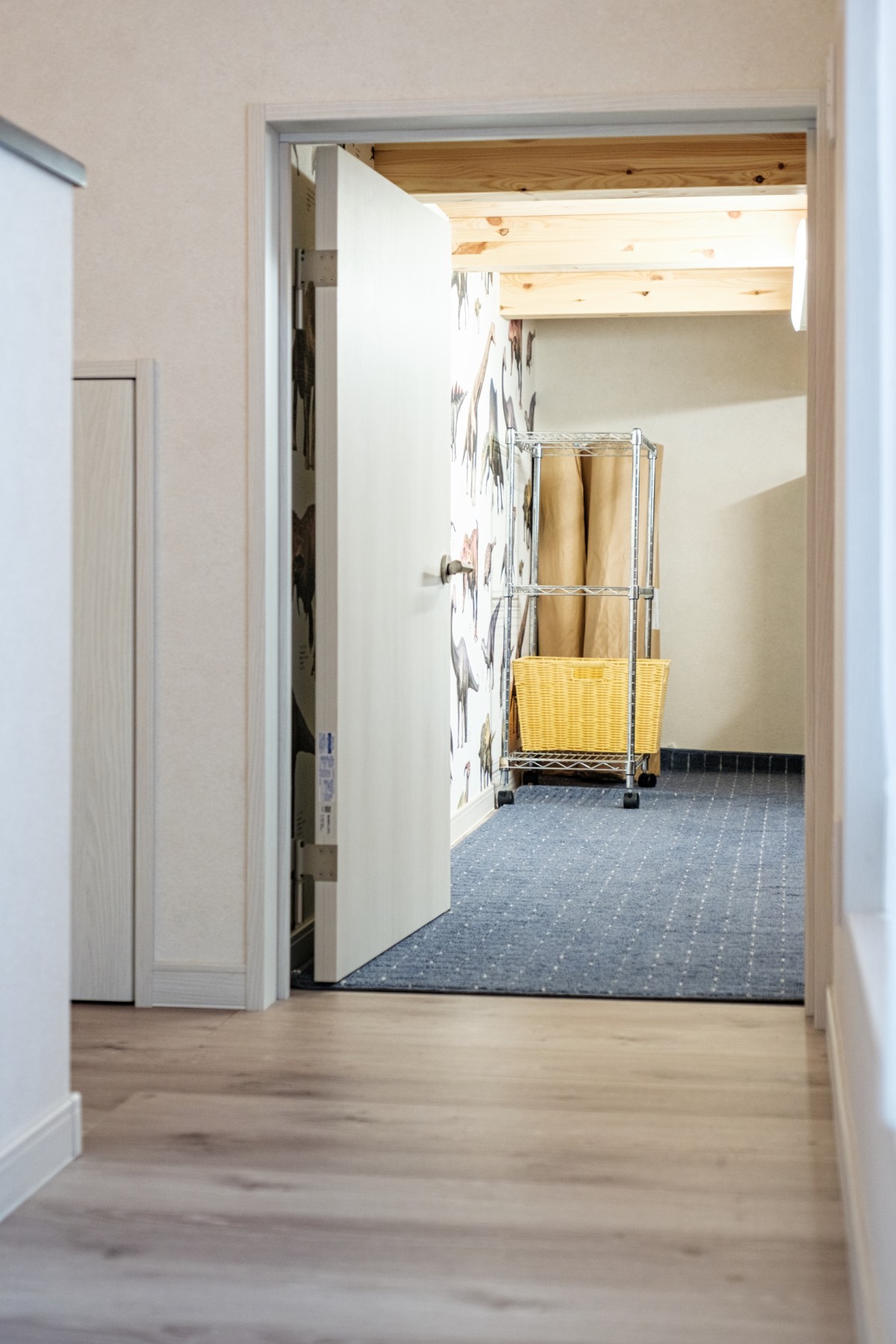 蔵のような小屋裏収納